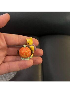 Midwest of Cannon Falls Winnie the Pooh Mini Porcelain Hinged Box With Pumpkin